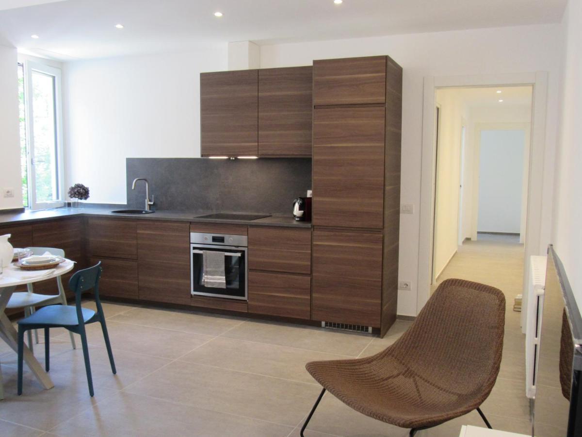 Make A Wish - Near The Center With Private Parking Apartment Como Exterior photo